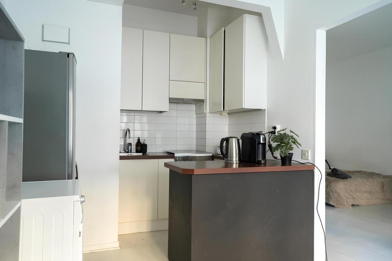 Stylish Studio At The Heart Of Helsinki Apartment Екстериор снимка