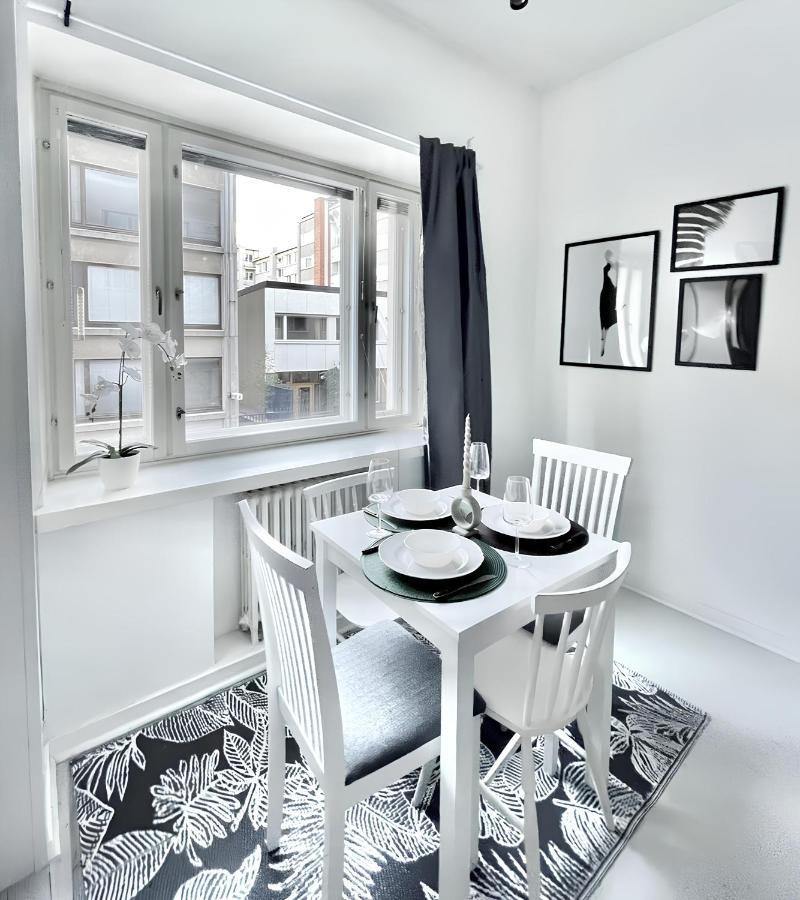 Stylish Studio At The Heart Of Helsinki Apartment Екстериор снимка